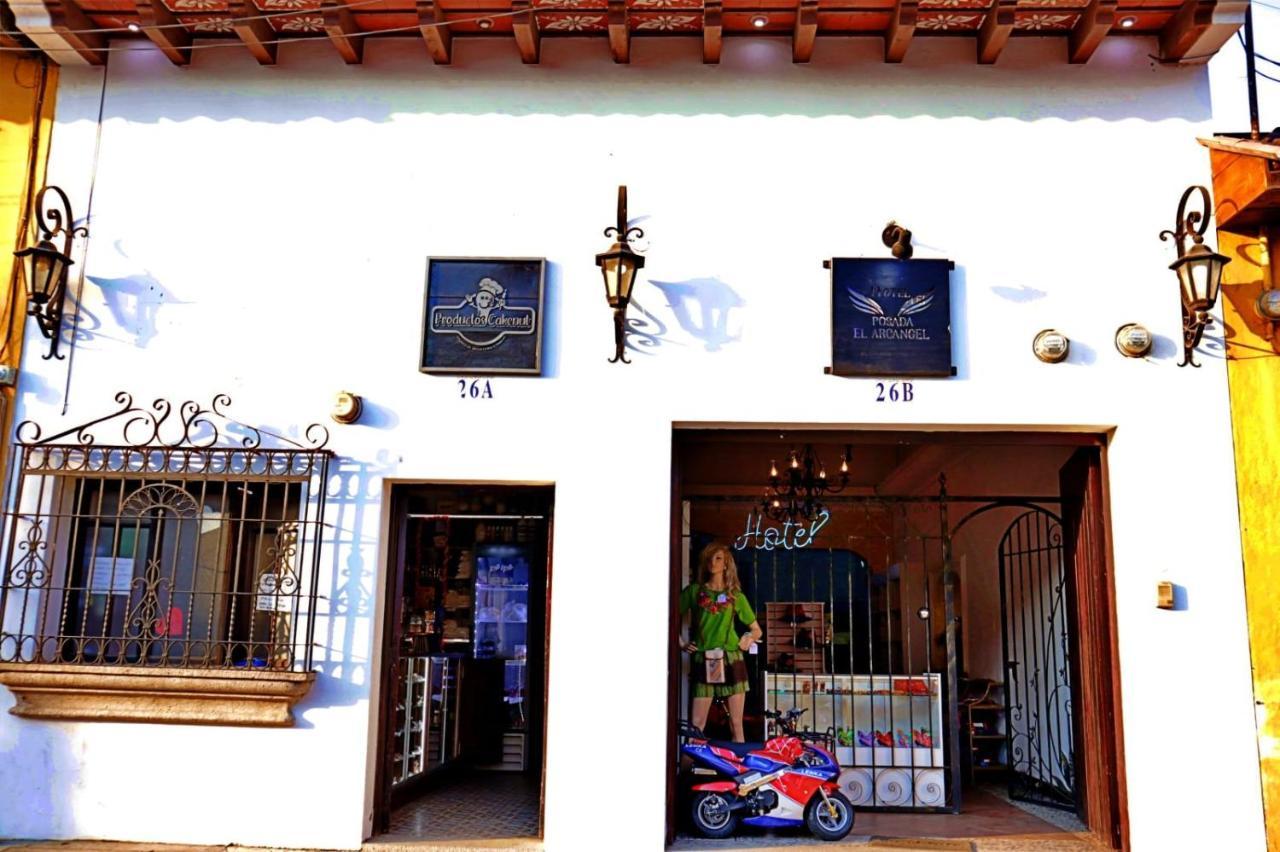 Hotel Posada El Arcangel Antigua Exterior photo